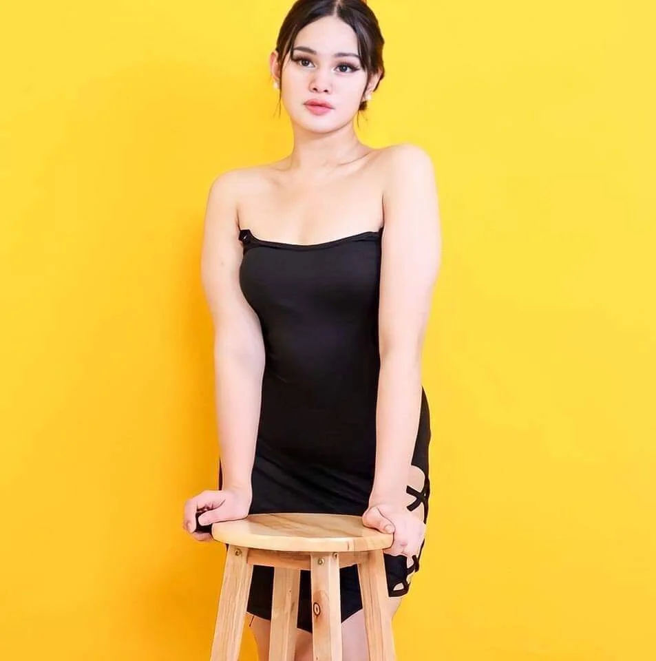 XXX Porn Photo of Nude SassaLilly 4