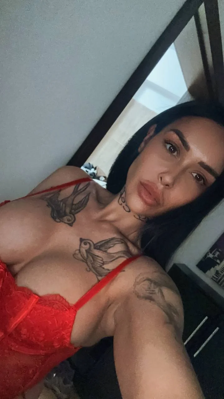 XXX Porn Photo of Nude NyraNoble 15