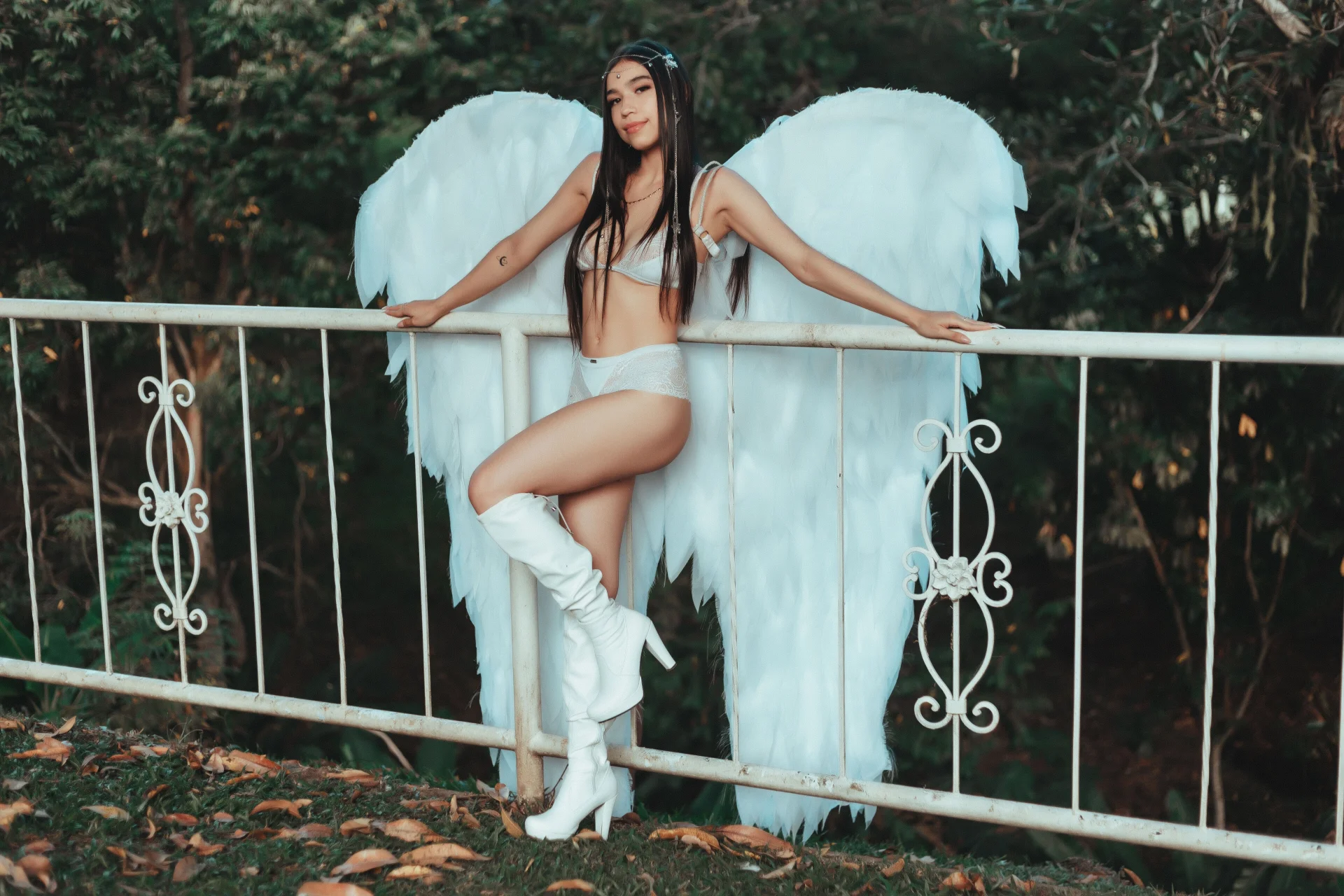 XXX Porn Photo of Nude FaloonRoussel 2