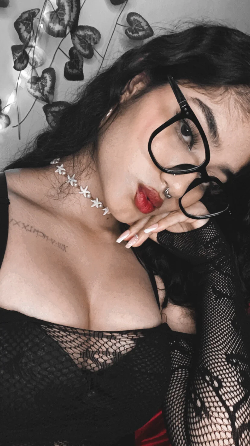 XXX Porn Photo of Nude charlotte_9999 88