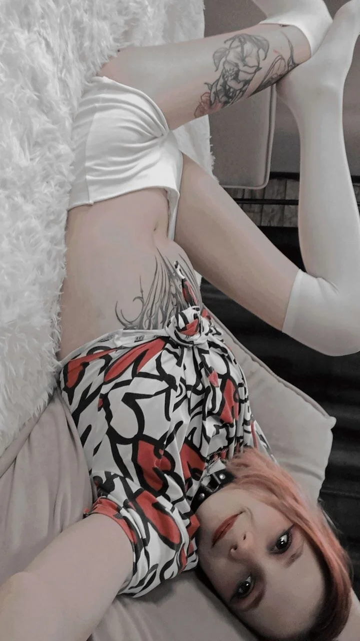 XXX Porn Photo of Nude ShadowEllie 30