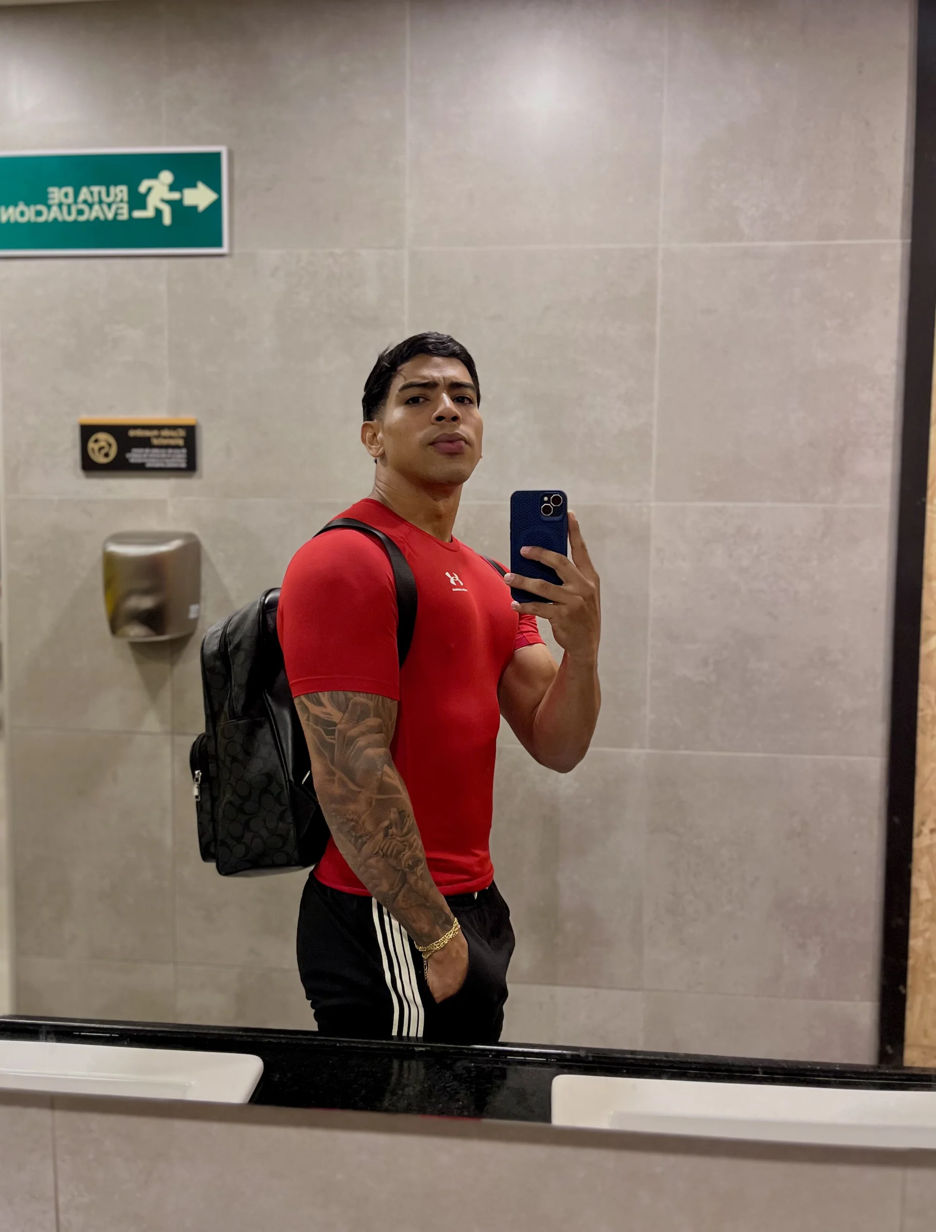 XXX Porn Photo of Nude Andrew_wolf7 19