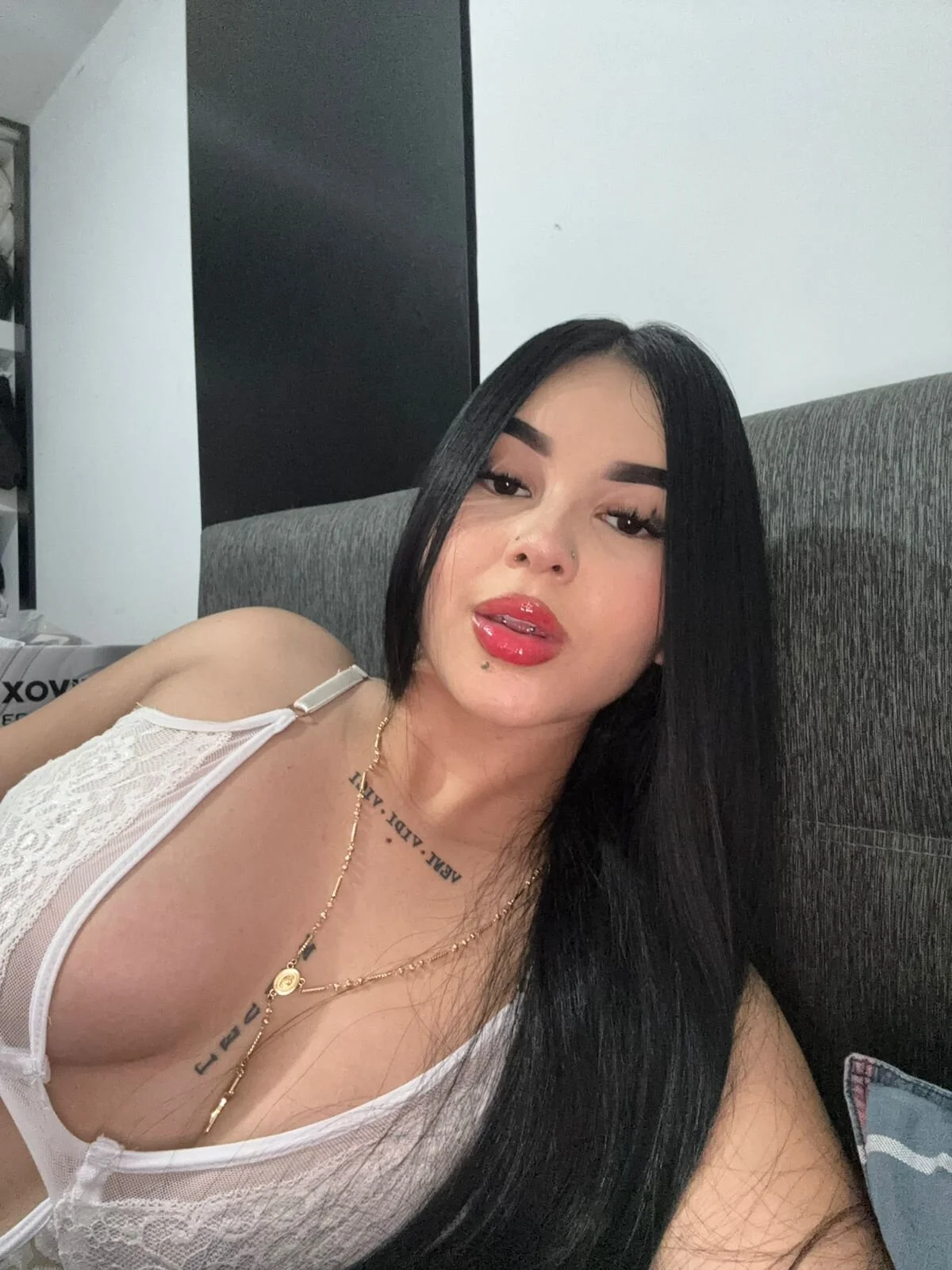 XXX Porn Photo of Nude IvvonyMonroe 4