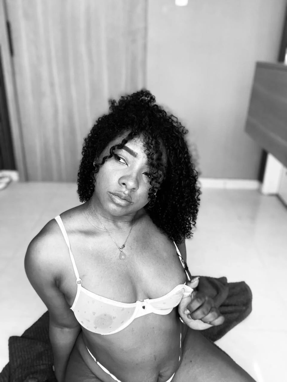 XXX Porn Photo of Nude Val_naughty 2