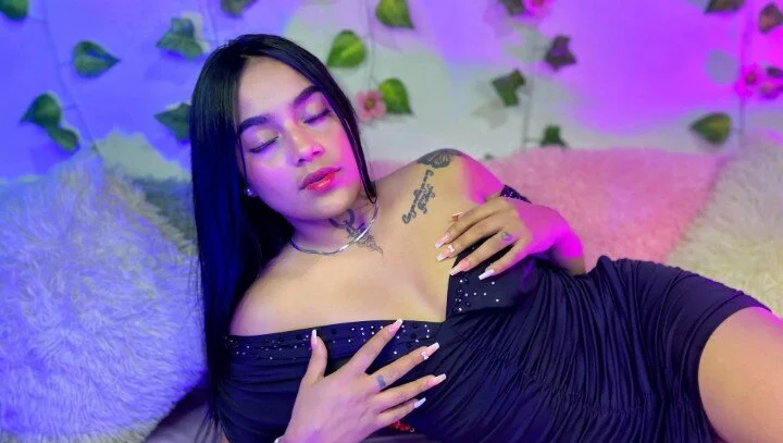 XXX Porn Photo of Nude Emili_candy 13