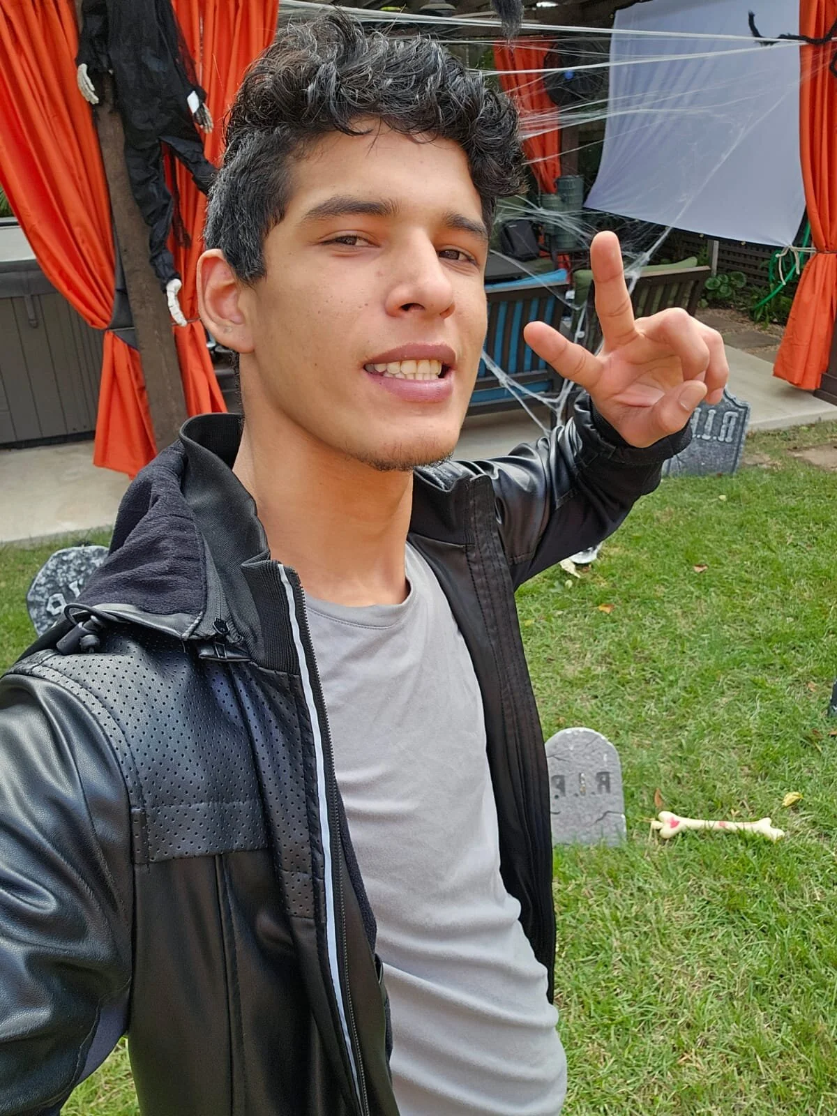 XXX Porn Photo of Nude liammendoza98 10