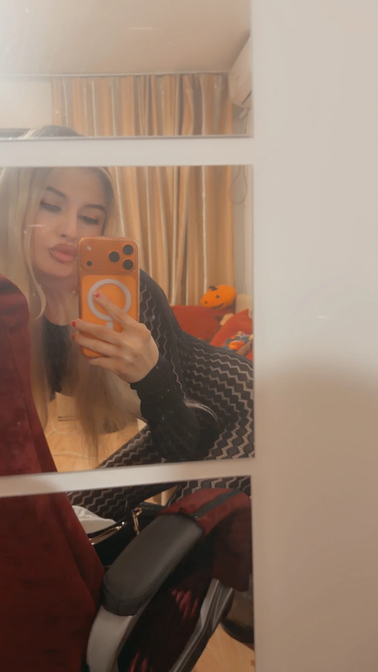 XXX Porn Photo of Nude nicollewetpussy 1