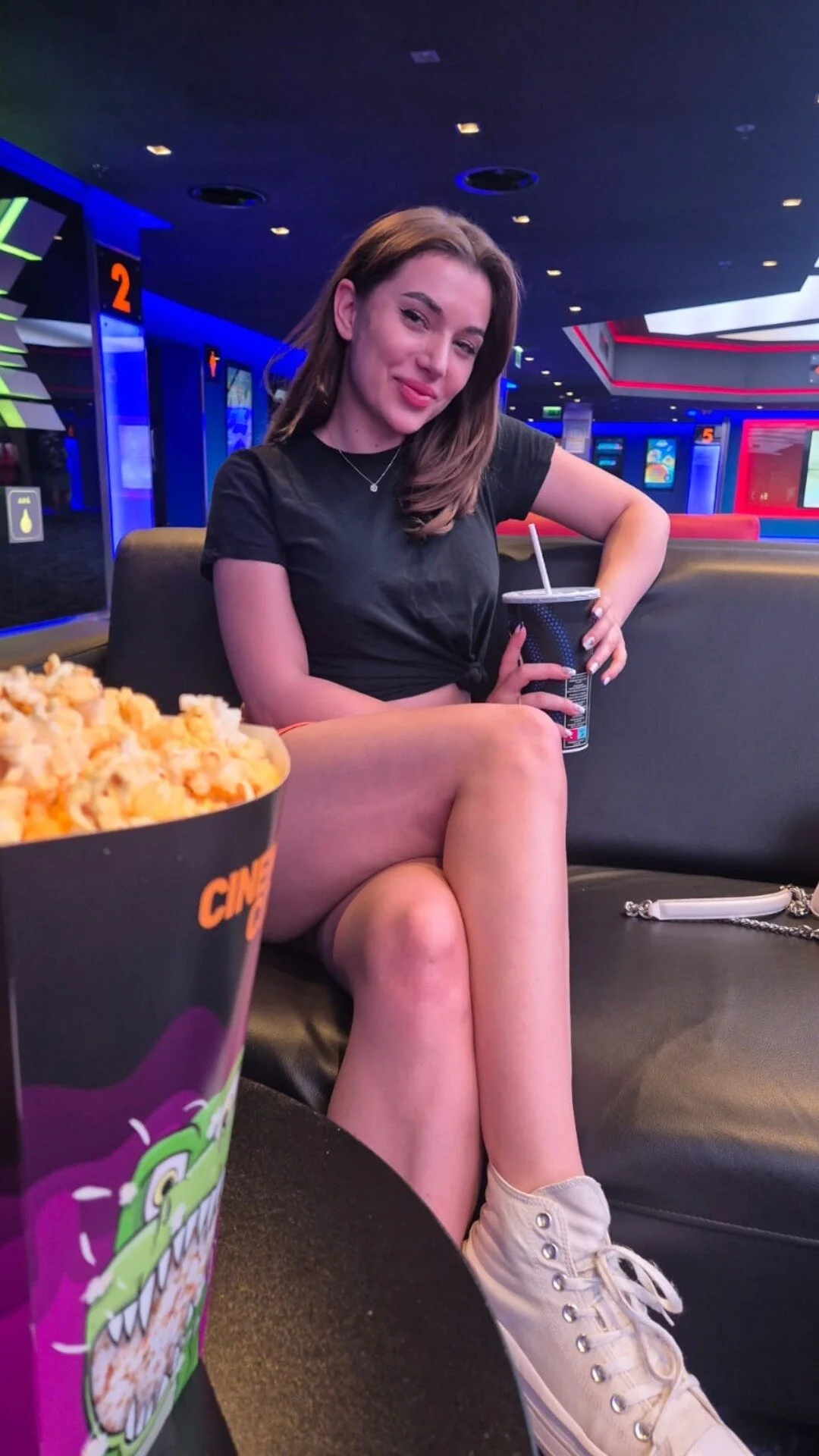 XXX Porn Photo of Nude vixenhugv 48