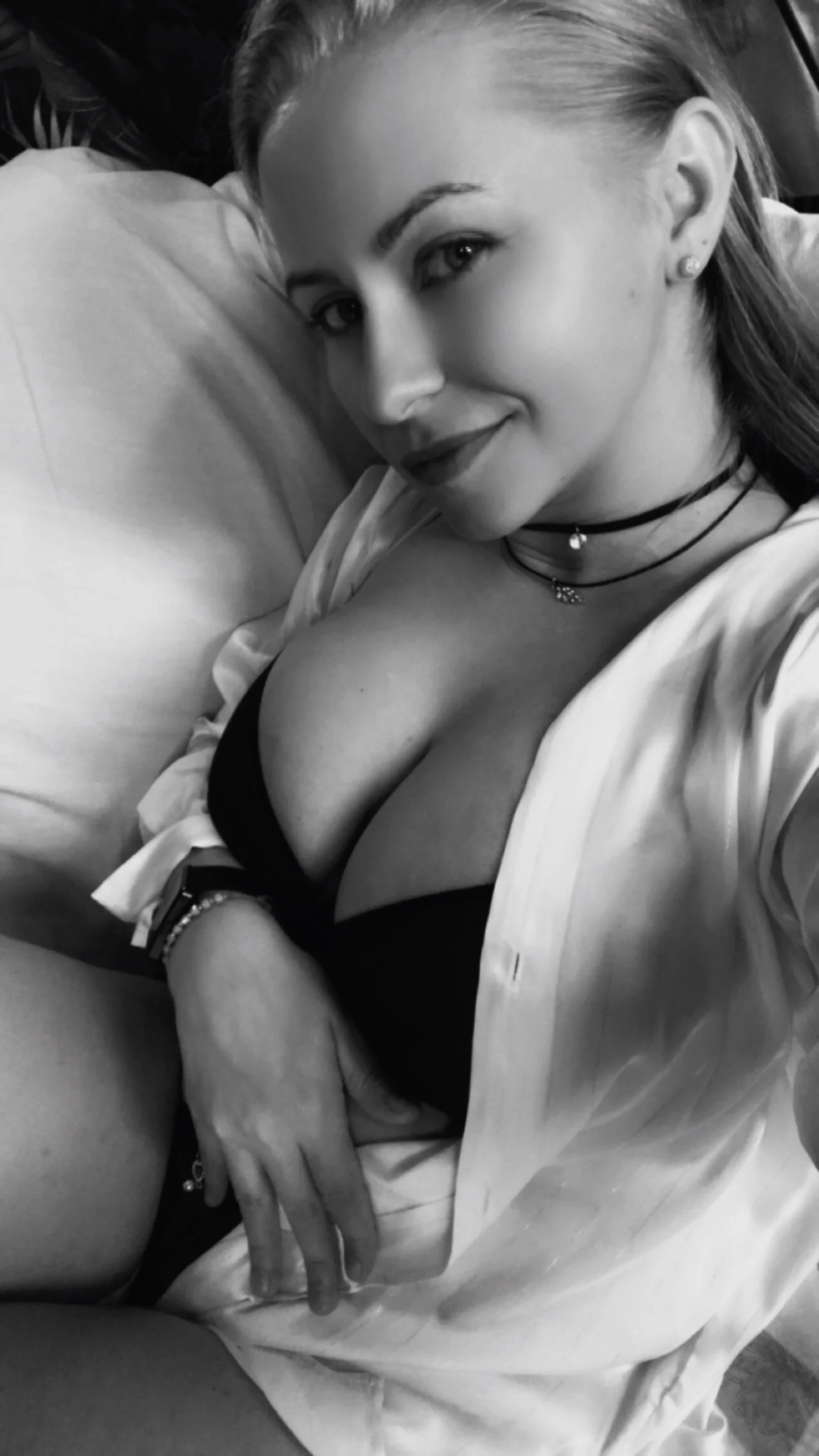 XXX Porn Photo of Nude BigBoobsARRI 50