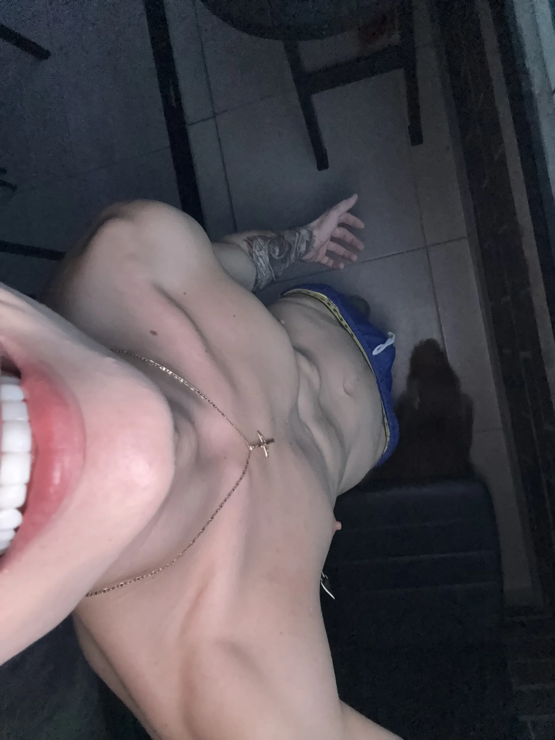 XXX Porn Photo of Nude pretur_cruba1 30