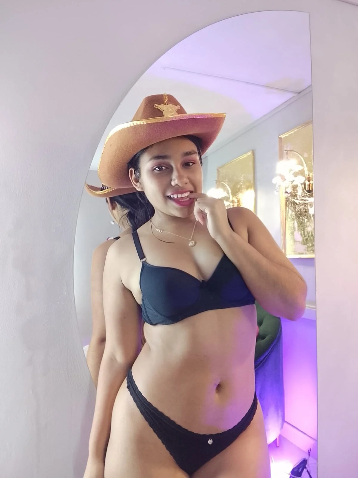 XXX Porn Photo of Nude eve_diamond_cr 9