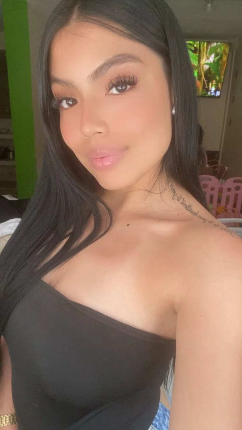 XXX Porn Photo of Nude _Charlottee_b 2
