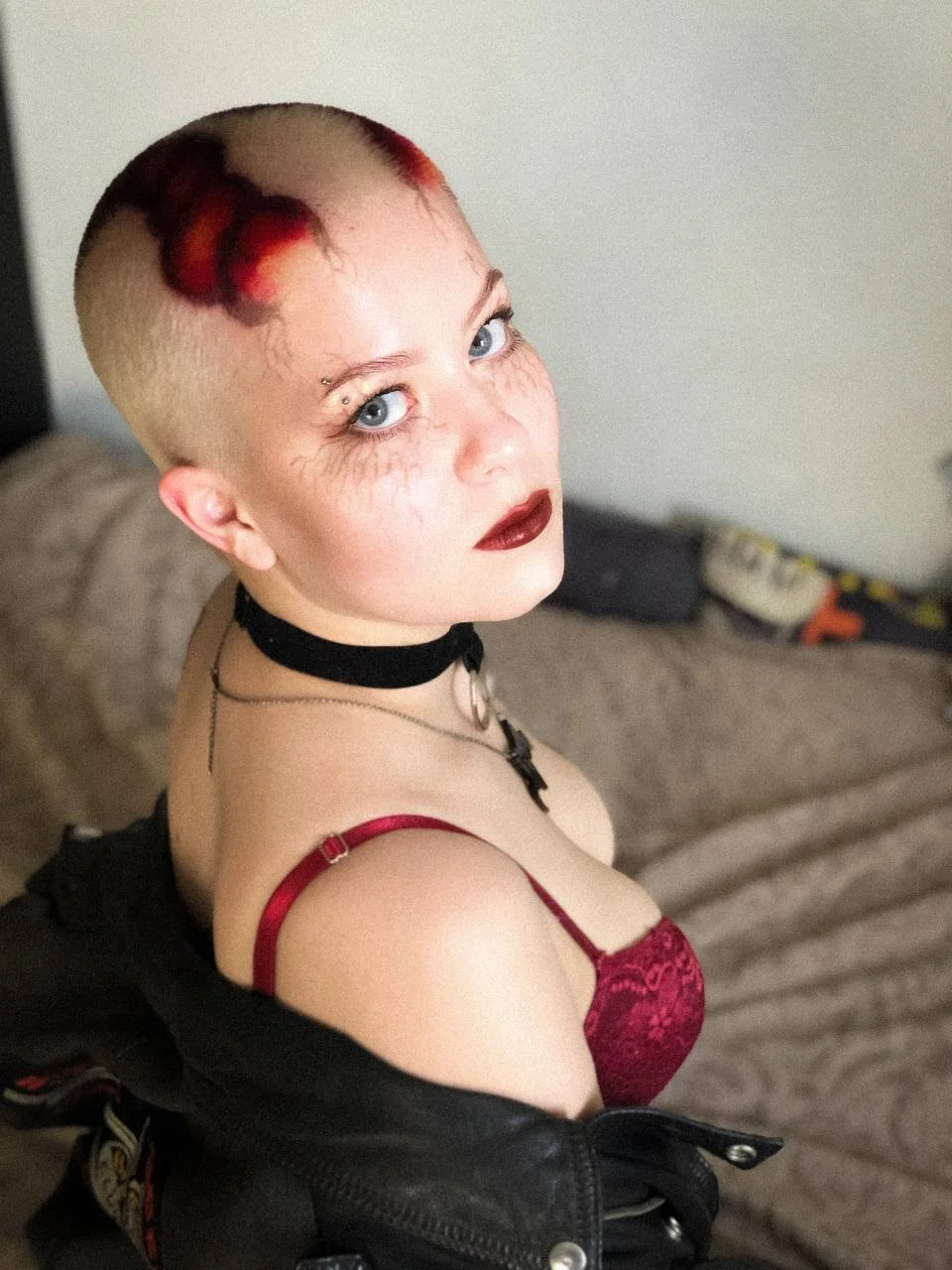 XXX Porn Photo of Nude VexaVeylish 16