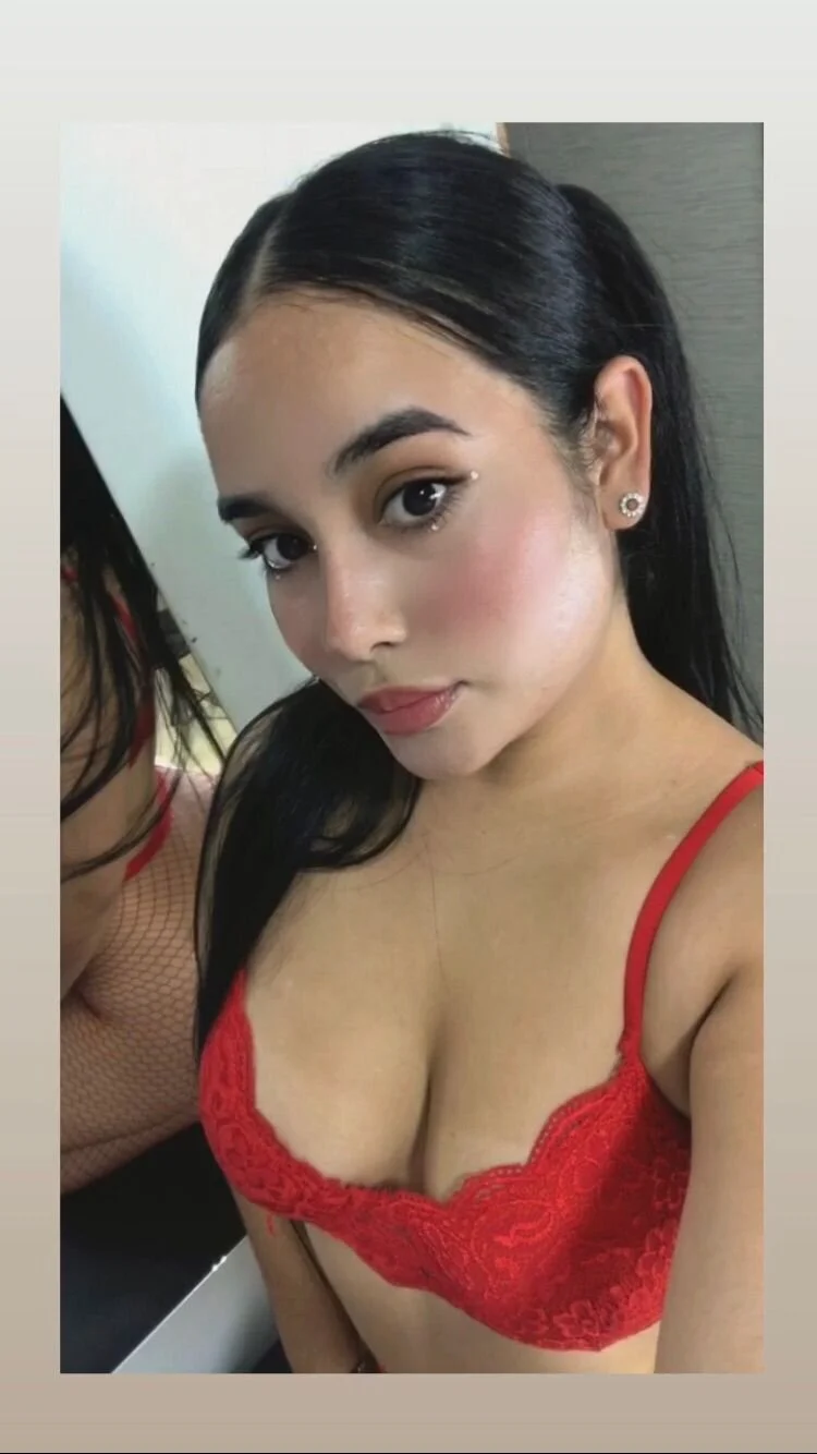 XXX Porn Photo of Nude emma_lye 6