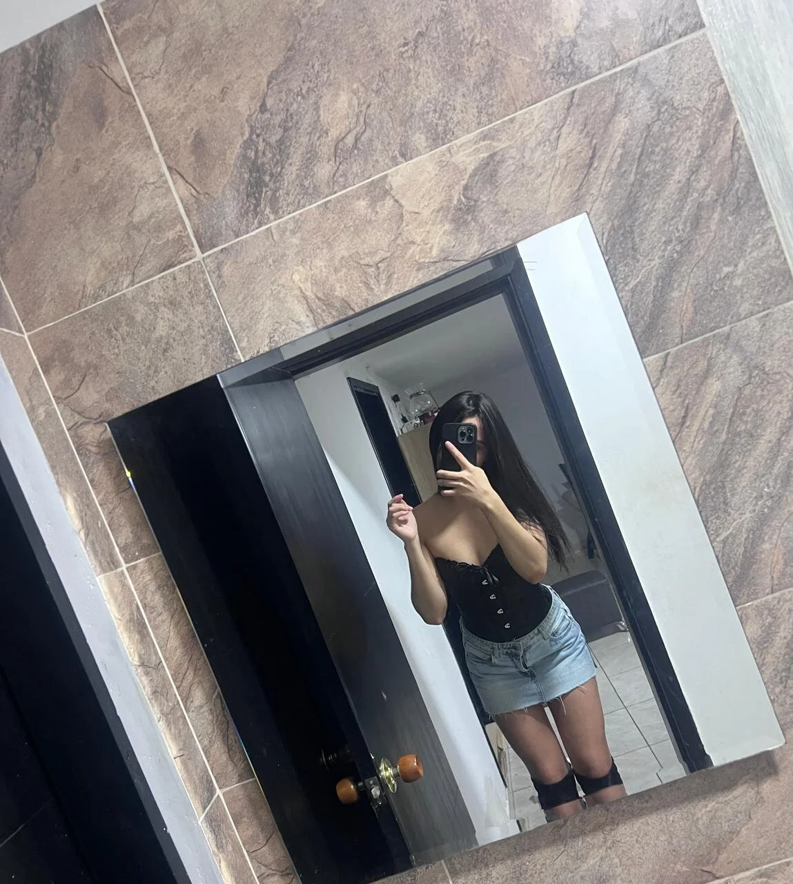 XXX Porn Photo of Nude iconic_lovers 4