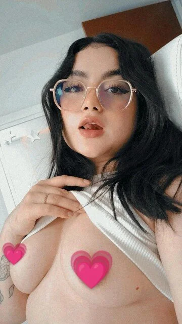 XXX Porn Photo of Nude montmariana 7