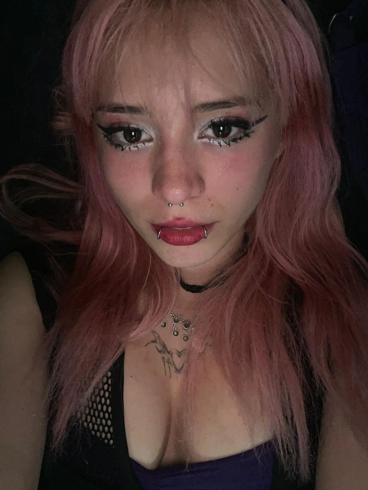 XXX Porn Photo of Nude rihonna_hs8 5