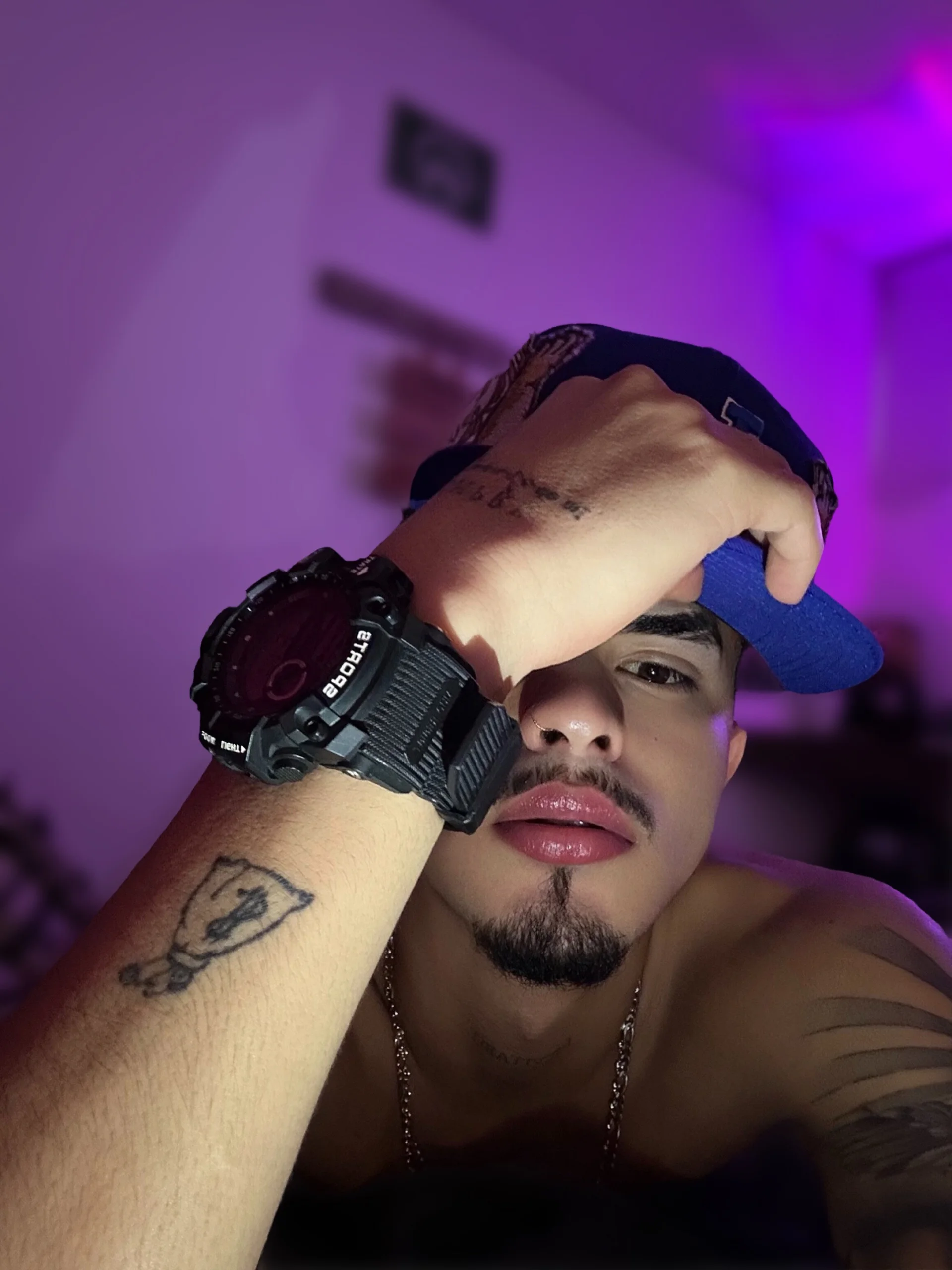 XXX Porn Photo of Nude huge_Santiago 29