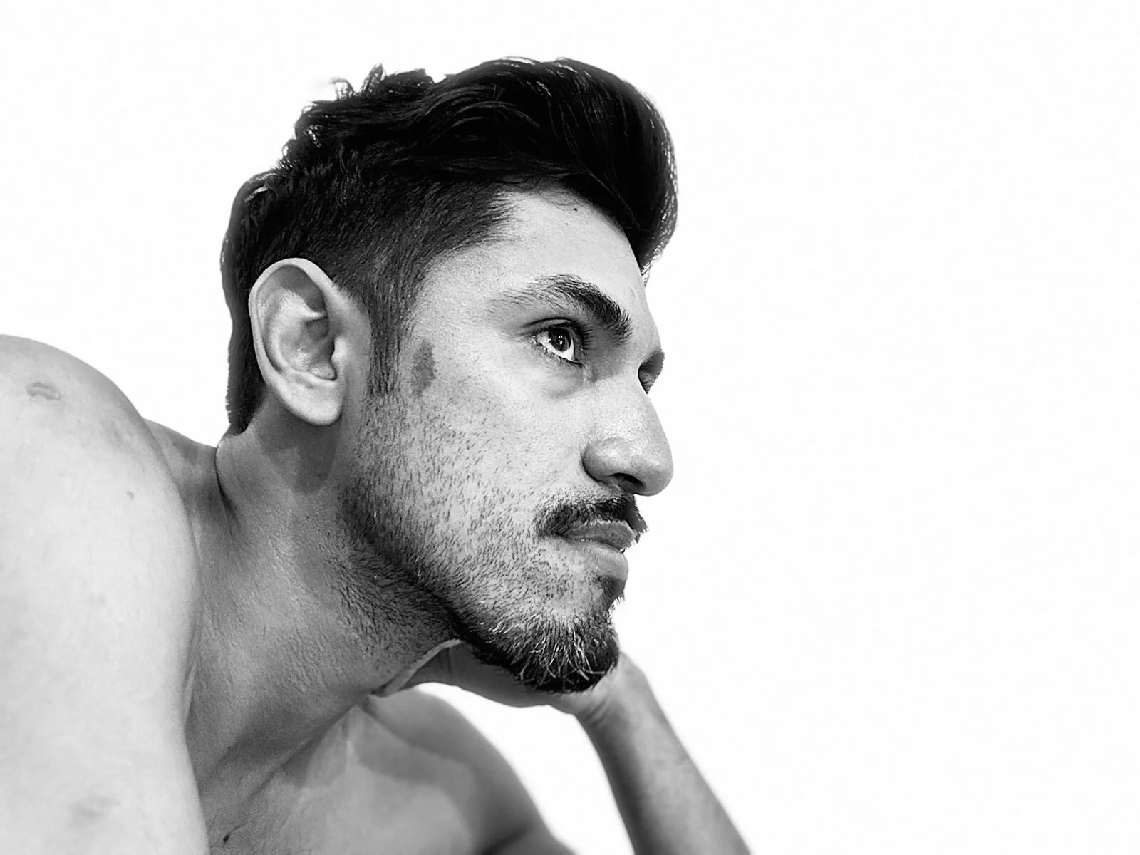 XXX Porn Photo of Nude ABRAHAMBOLENA 3