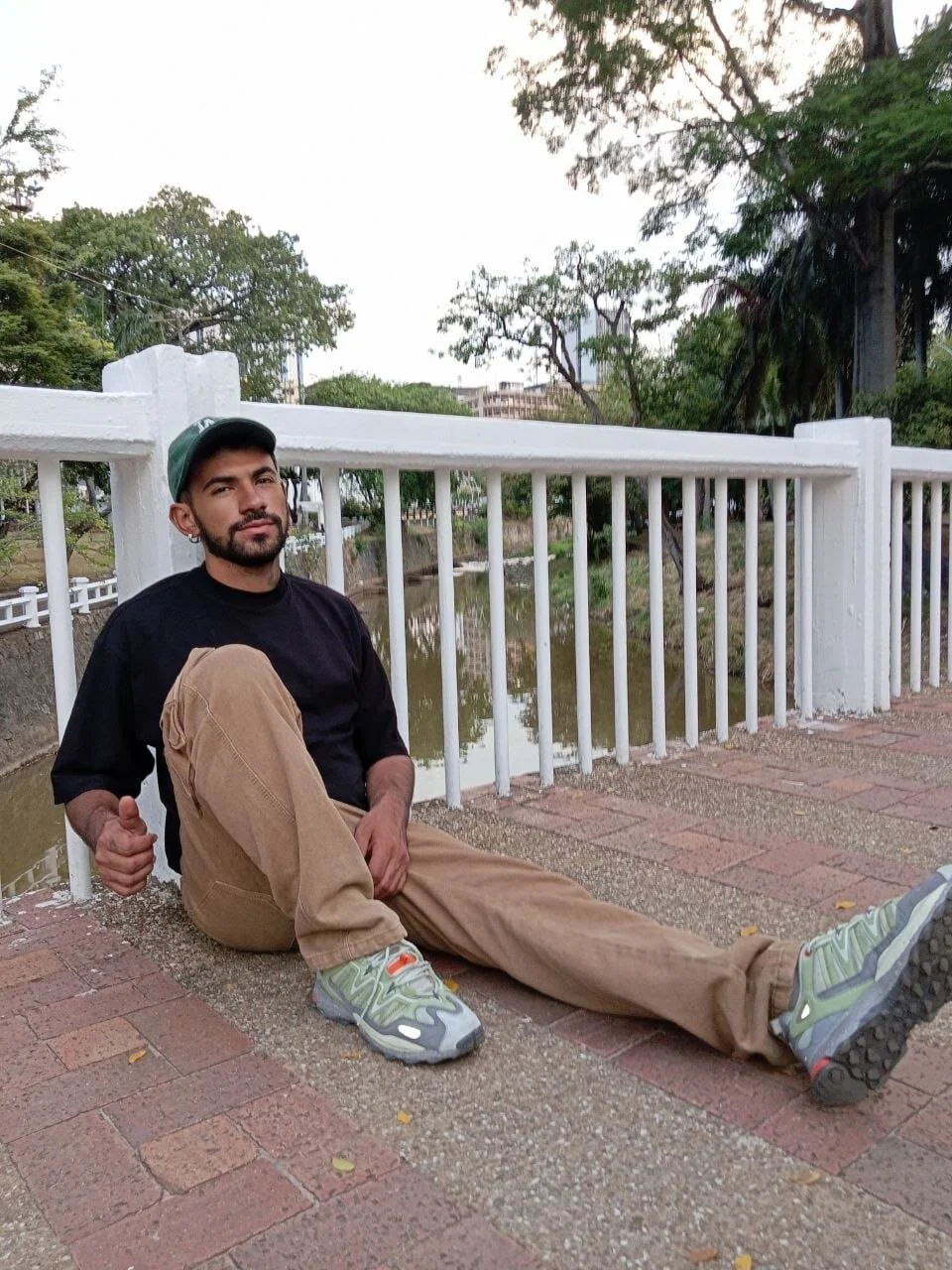 XXX Porn Photo of Nude AronZuluaga 2