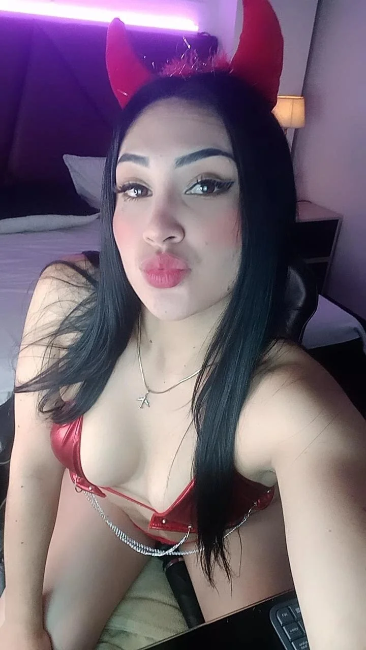 XXX Porn Photo of Nude Emy_cutee 41