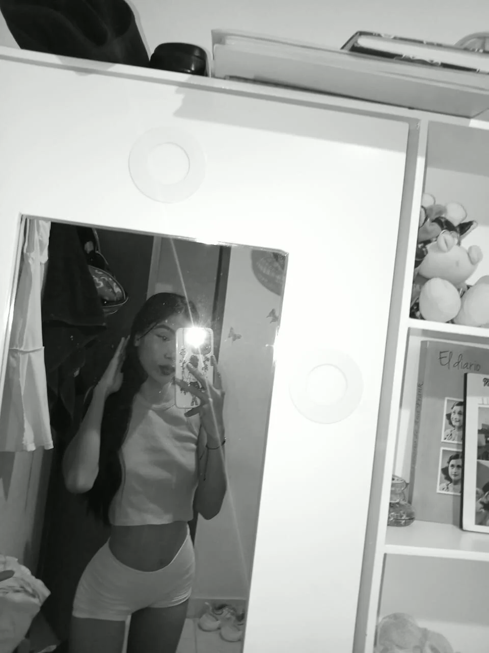 hotlittleones18
