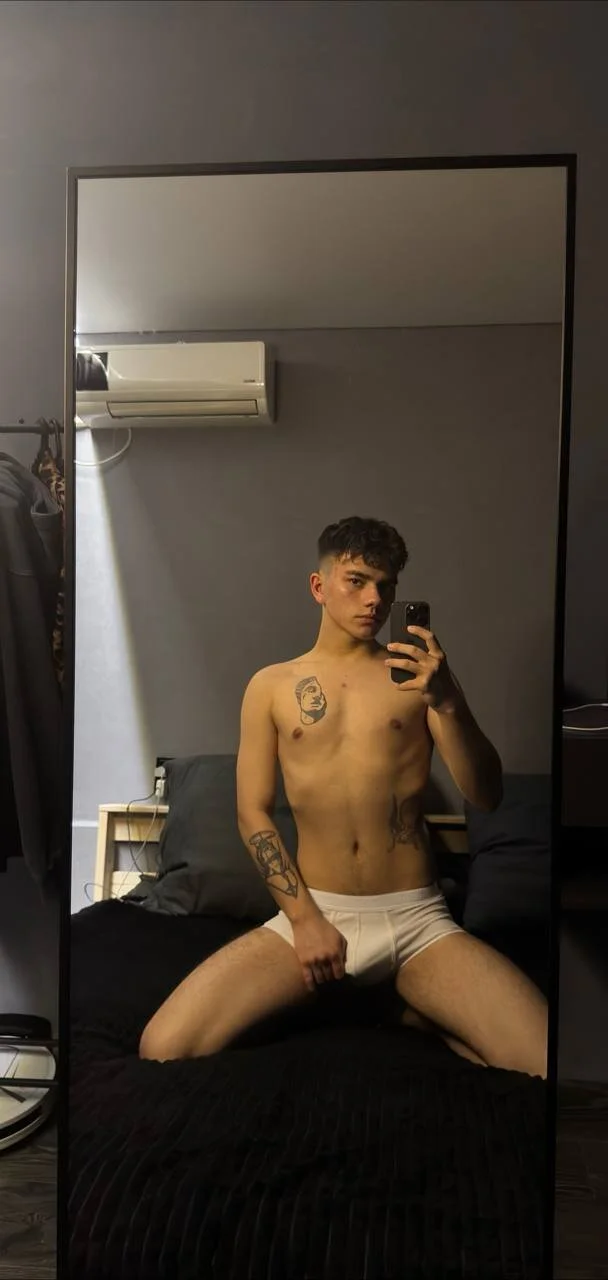 XXX Porn Photo of Nude MaxWoolf 29