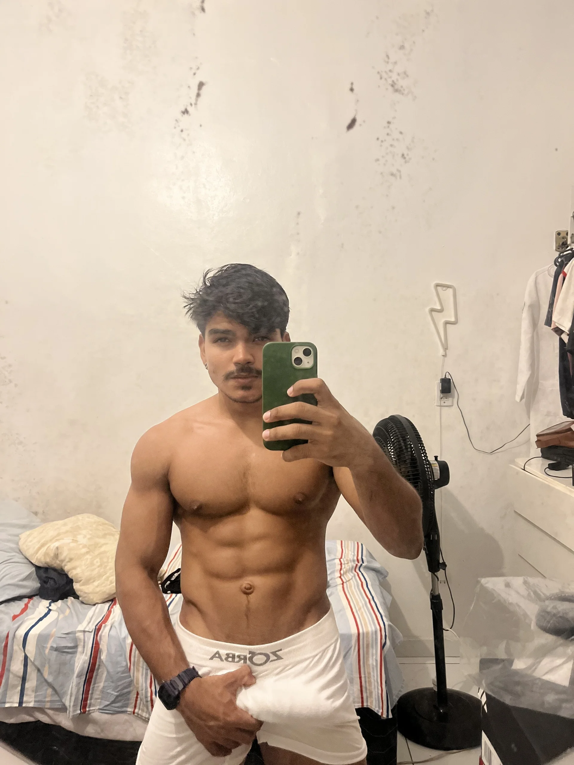 XXX Porn Photo of Nude pretoboom14 8