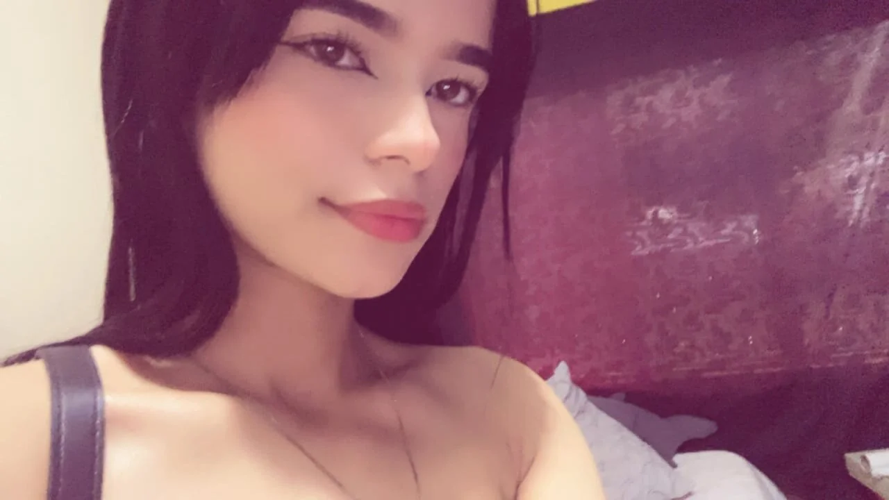 XXX Porn Photo of Nude luna-bella_ 5