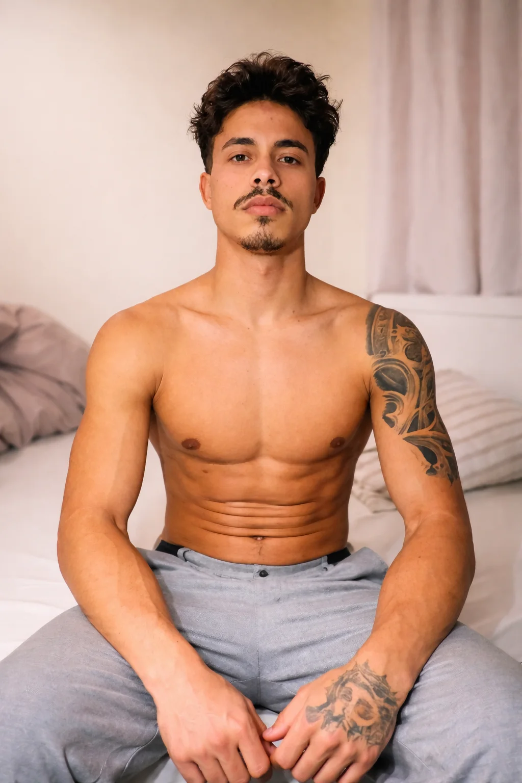 XXX Porn Photo of Nude AlexActive 3