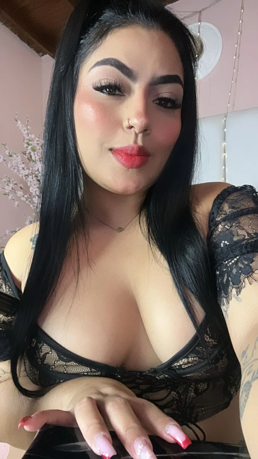 XXX Porn Photo of Nude kiana_cream 373