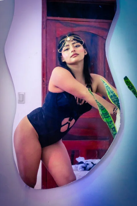 XXX Porn Photo of Nude KimVelezz 10