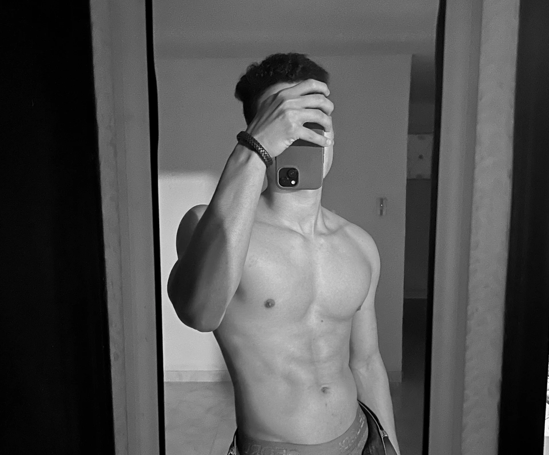 XXX Porn Photo of Nude MitchellXD 31