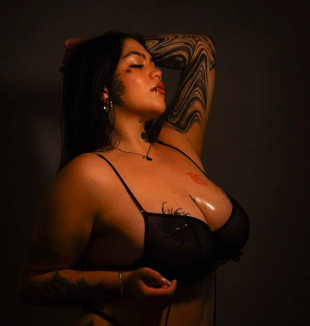 XXX Porn Photo of Nude MAGIC_TESSA 69