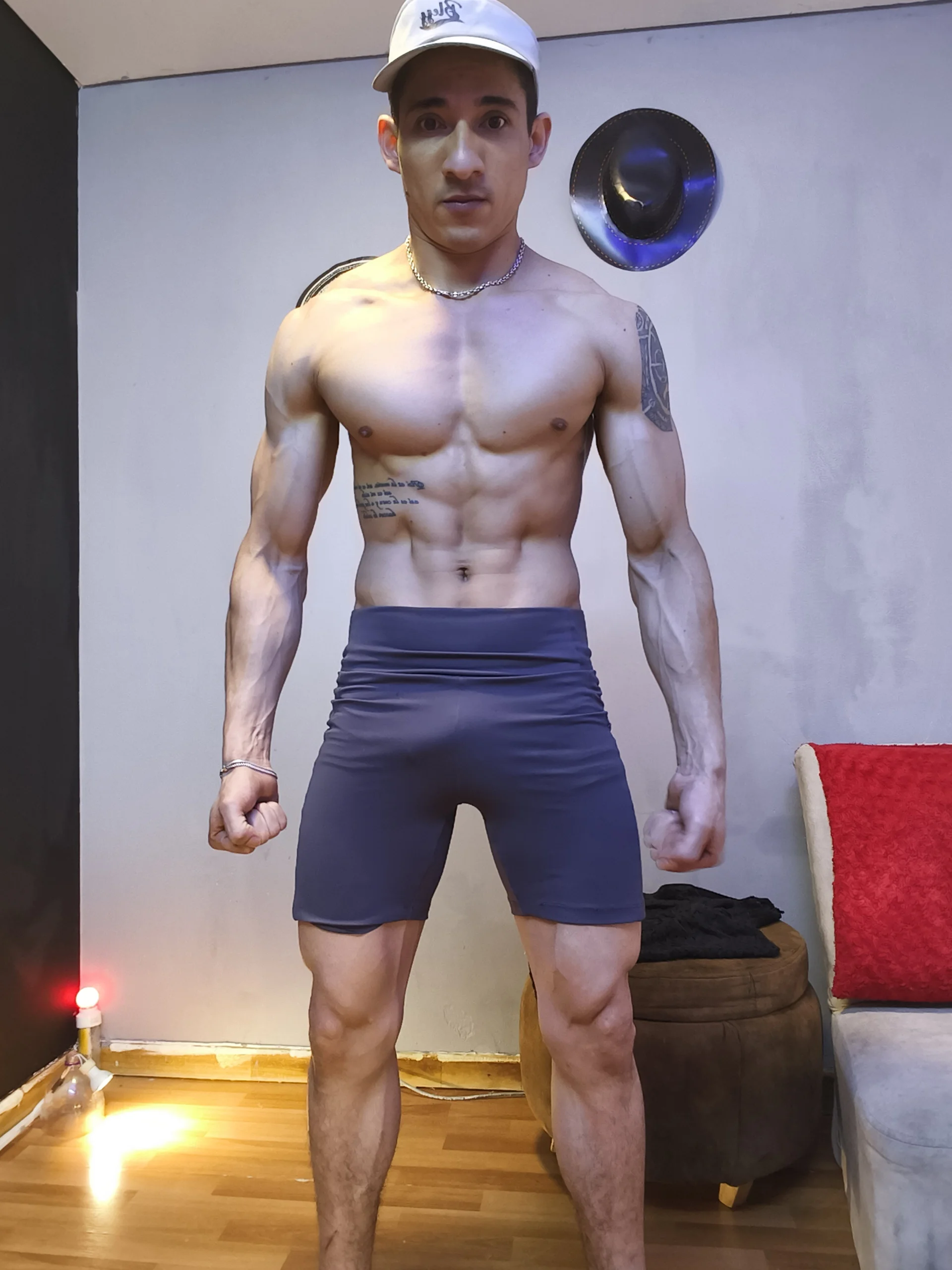 XXX Porn Photo of Nude jhonny_thes28 1
