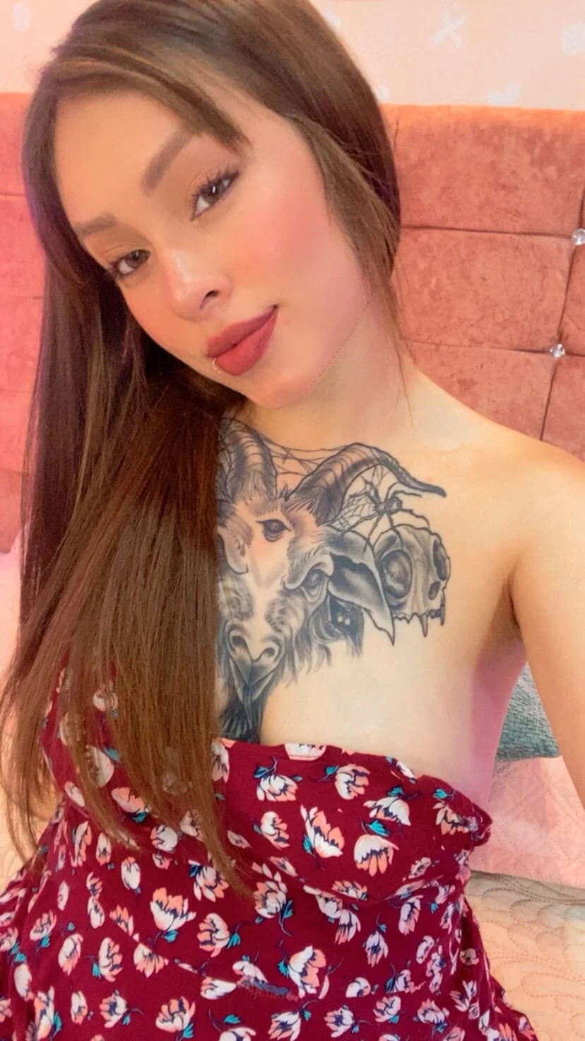 XXX Porn Photo of Nude lilith_sabrina_20 21