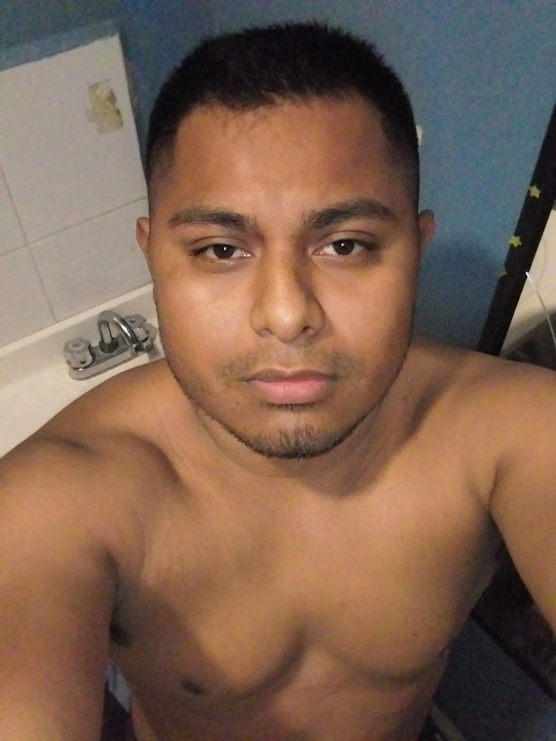 XXX Porn Photo of Nude Tigrecandente 2