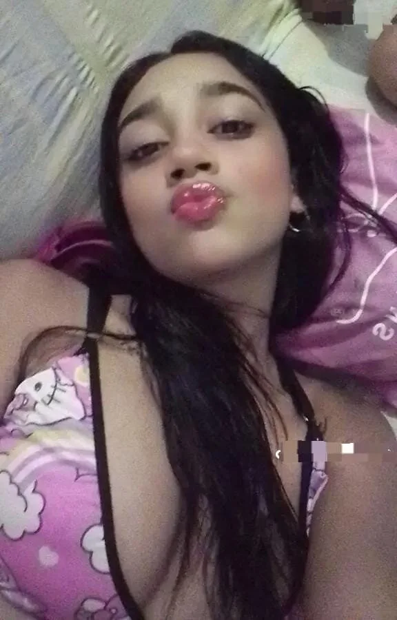 XXX Porn Photo of Nude Zoe_Sweett18 3