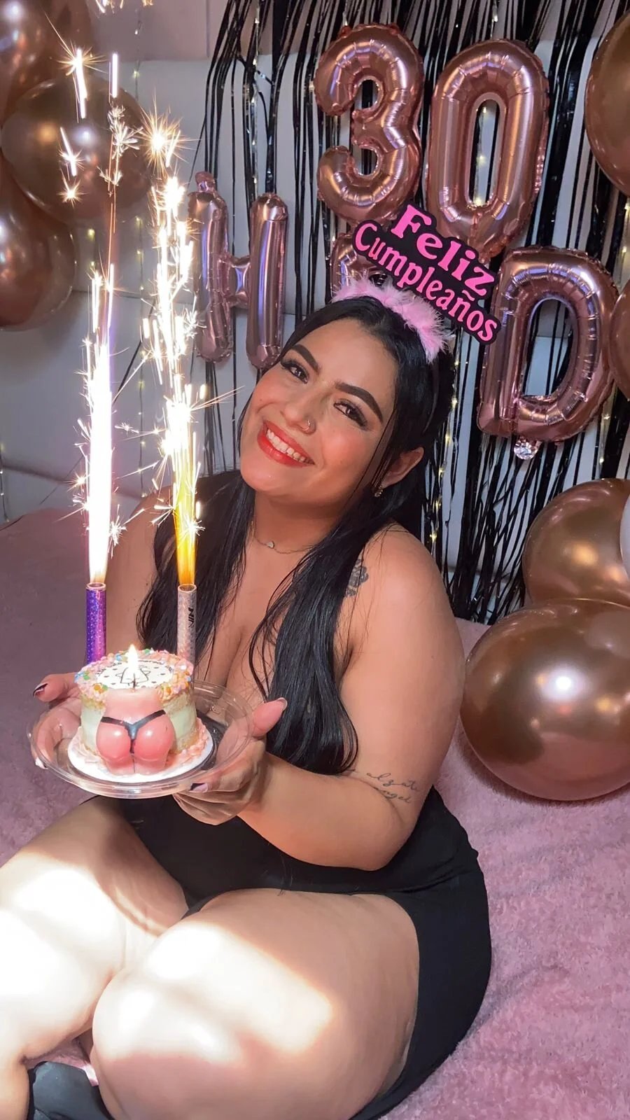 XXX Porn Photo of Nude kiana_cream 302