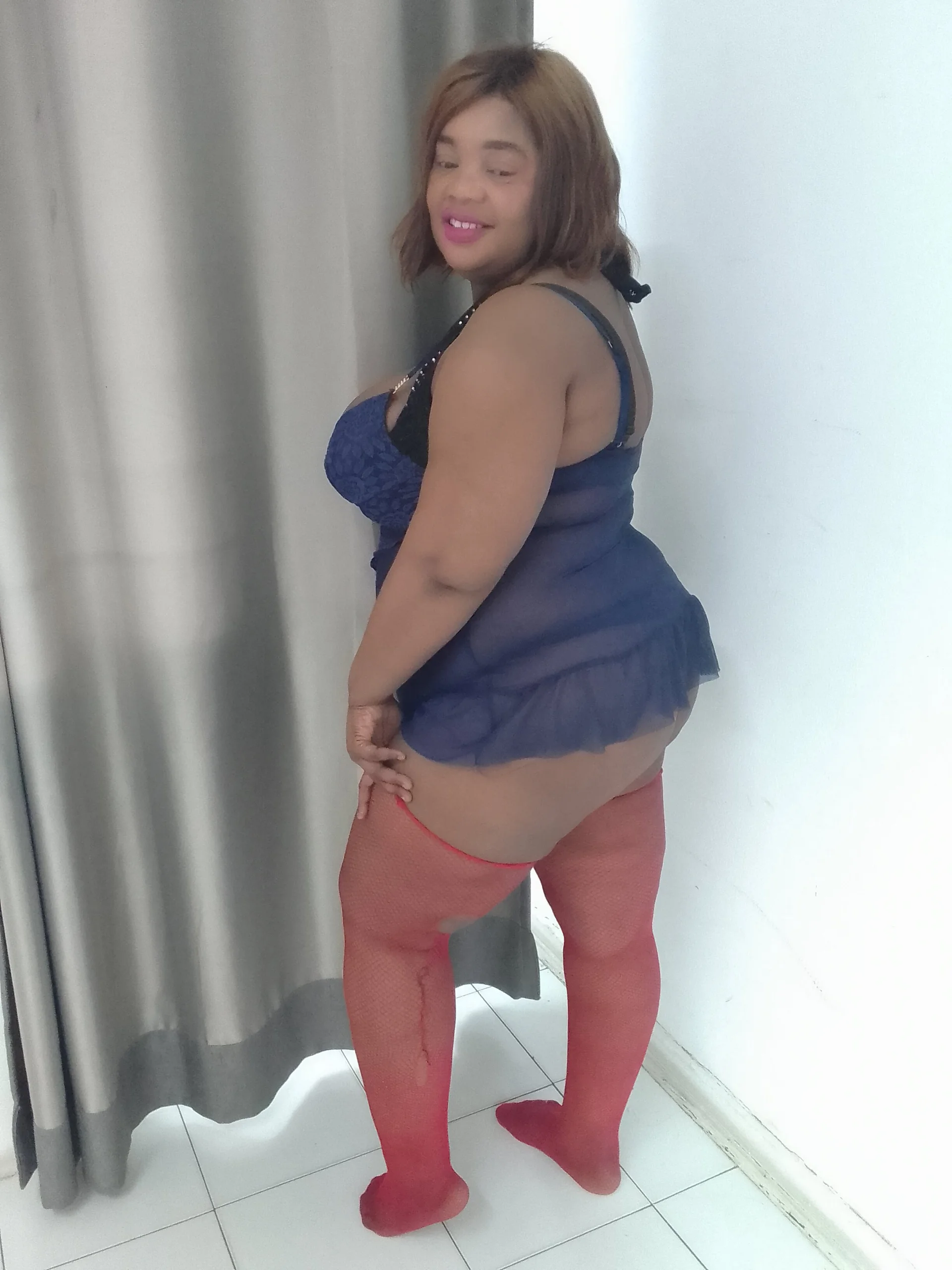 XXX Porn Photo of Nude BustyMatureStepmum 17