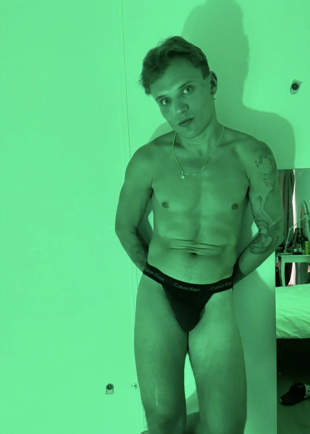 XXX Porn Photo of Nude Bartamsboy 4