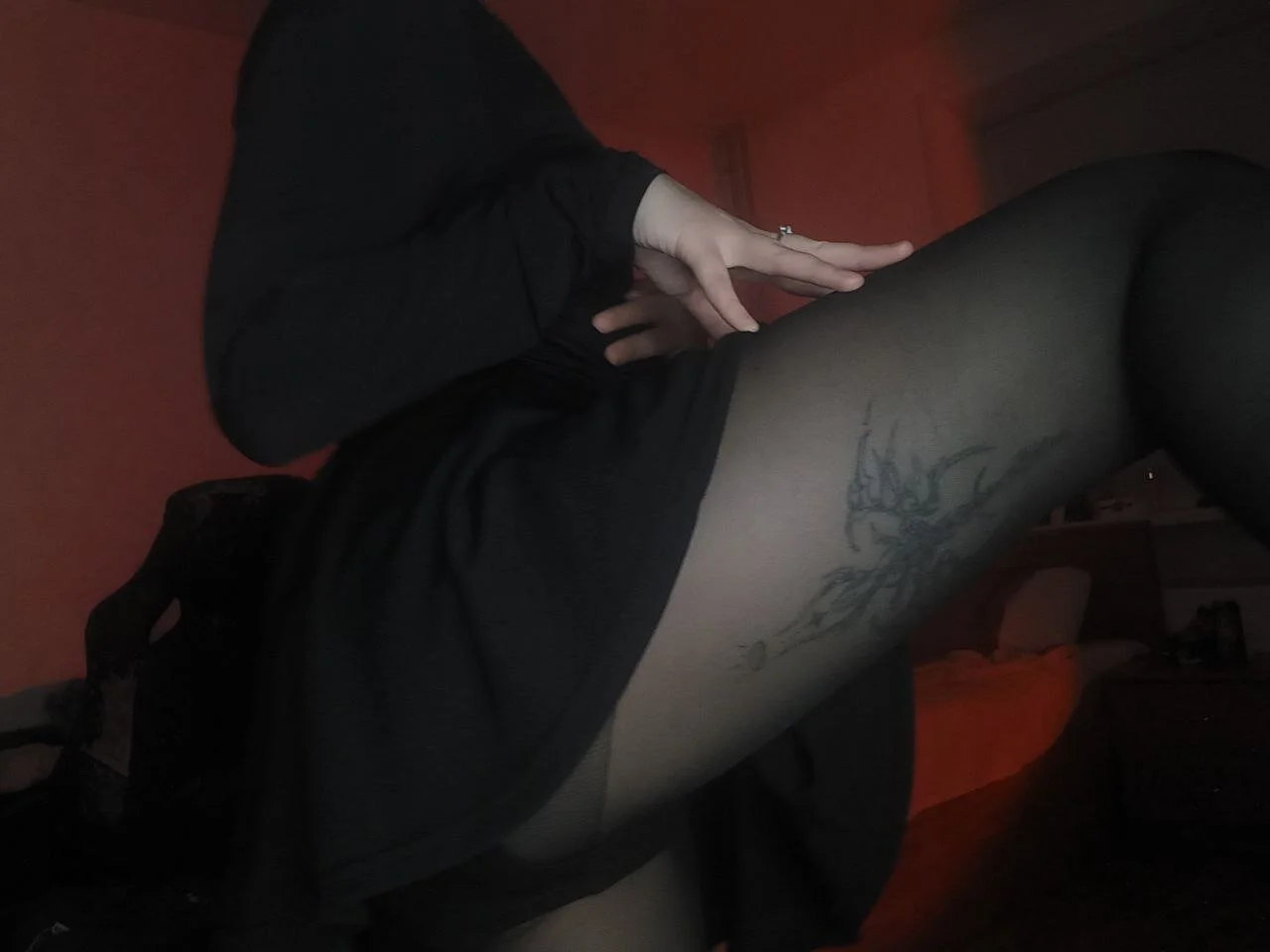 XXX Porn Photo of Nude LouiseDew 3