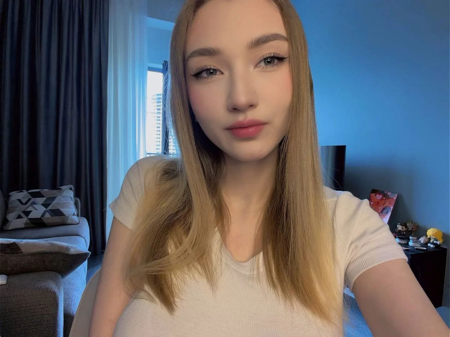 XXX Porn Photo of Nude AveryBerkson 36