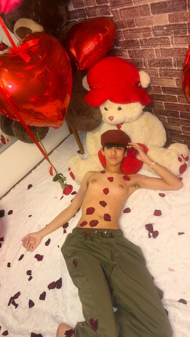 XXX Porn Photo of Nude Michaelkoiv 19
