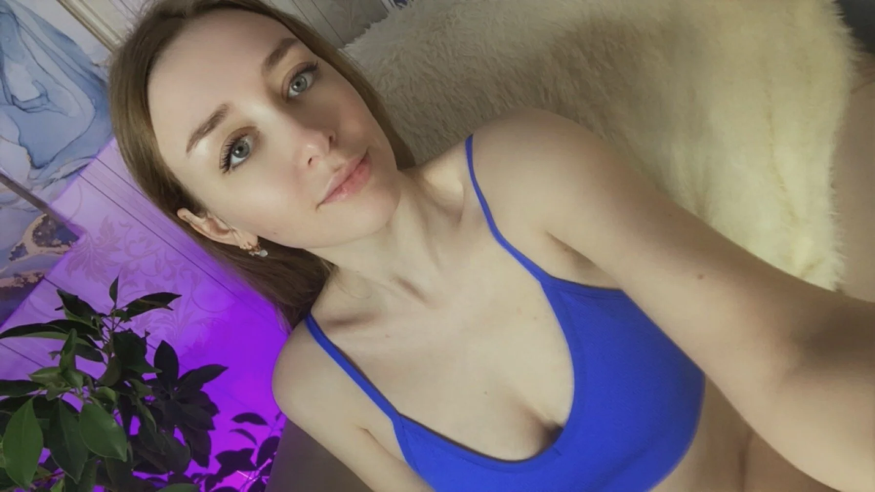 XXX Porn Photo of Nude evashiny_ 24