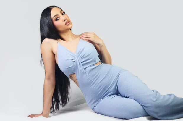 XXX Porn Photo of Nude BEELLA_TAY1 10