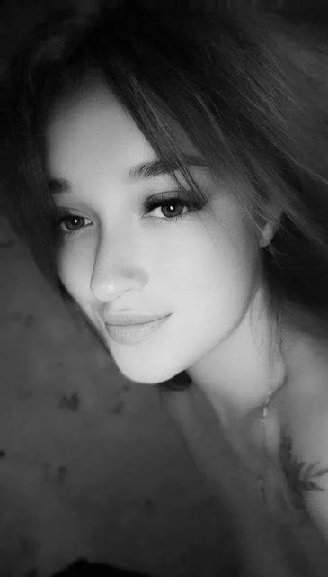 XXX Porn Photo of Nude DonnaLustt 1