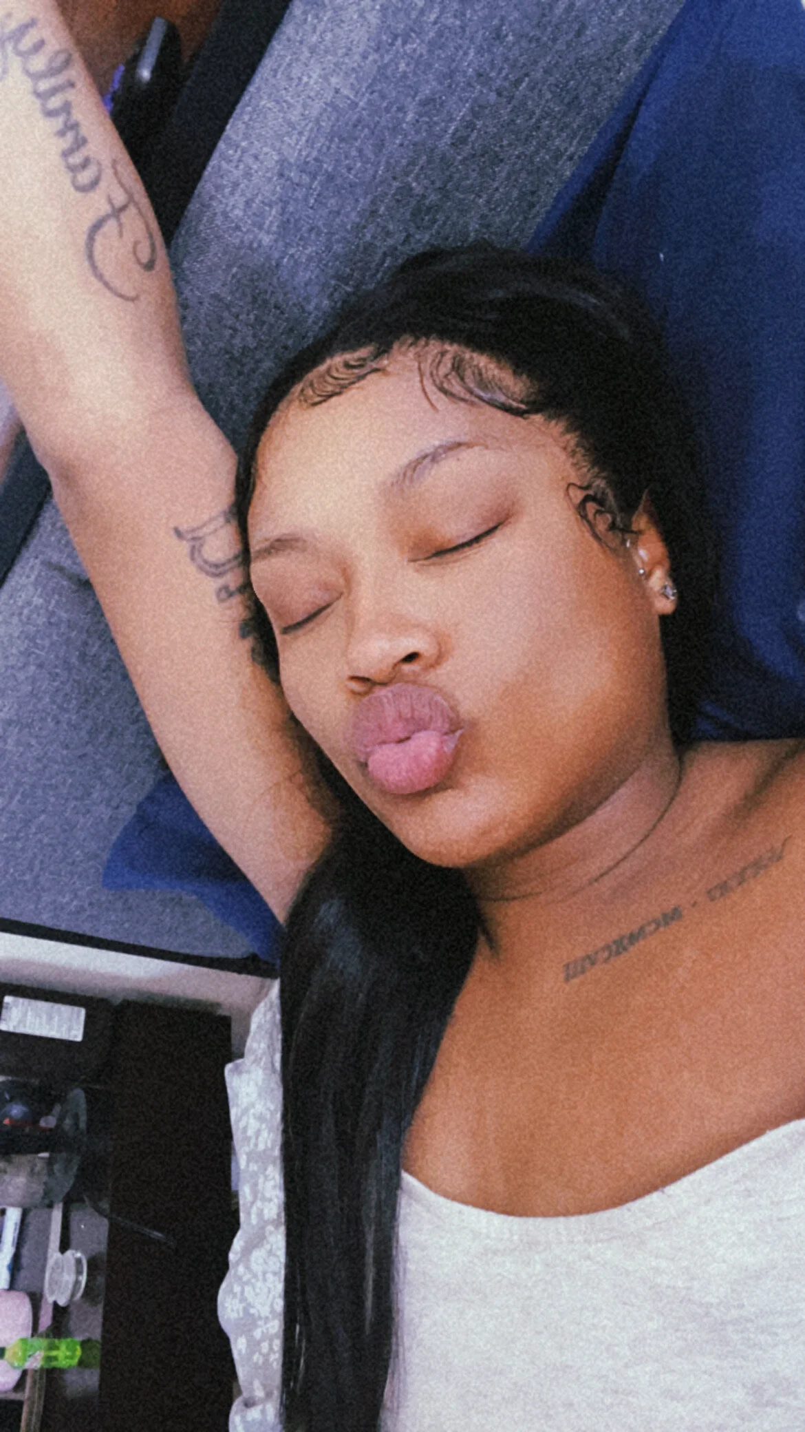 XXX Porn Photo of Nude CreamySavageDoll 7