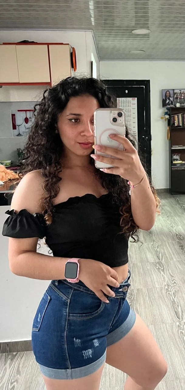 XXX Porn Photo of Nude katniss_everdeen_ 3