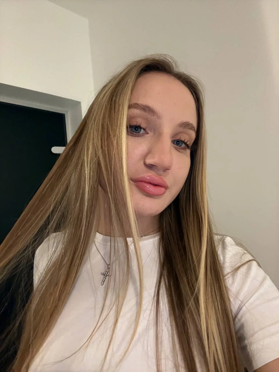 XXX Porn Photo of Nude MirrraMisss 7